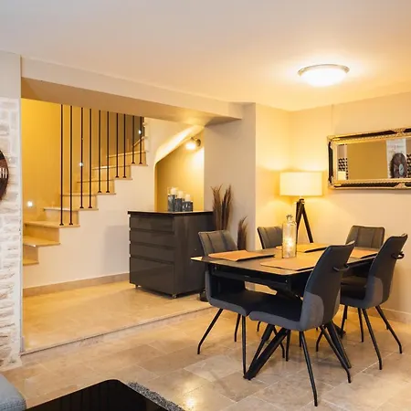 Rooftop Views On Bay