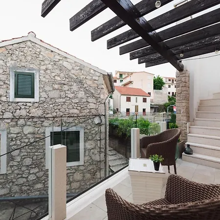 Rooftop Views On Bay