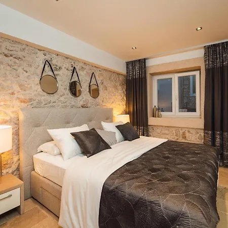 Rooftop Views On Bay